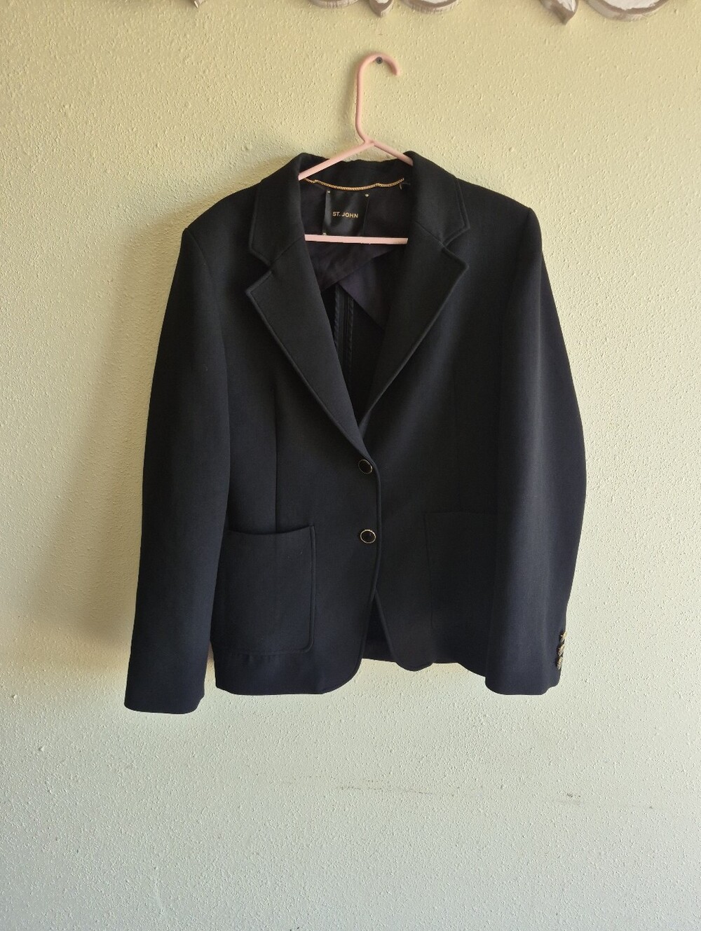 St. John Black Blazer Size 14